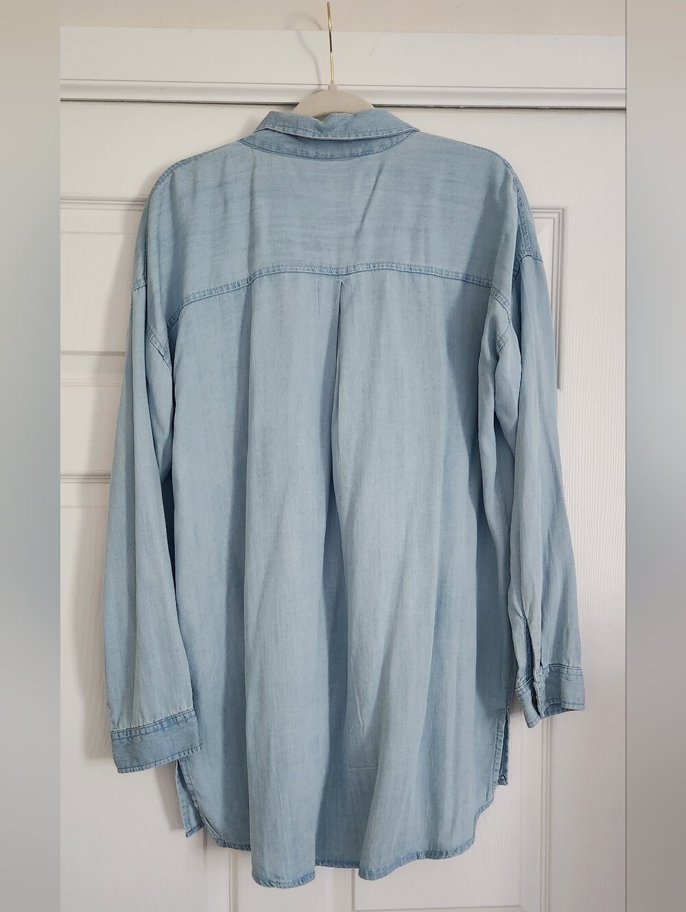 CJLA Light Blue Chambray Button Down Shirt - Picture 3 of 5